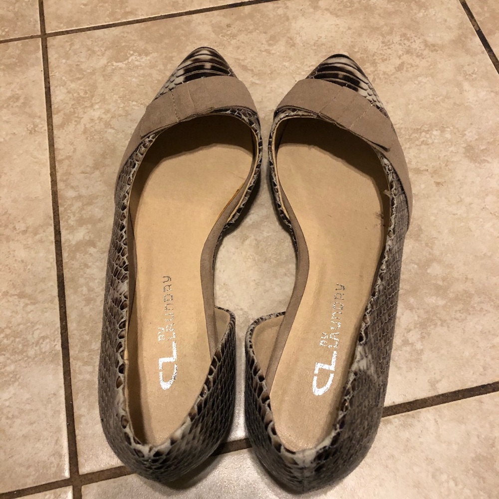 Shoes!!!! Super cute flats